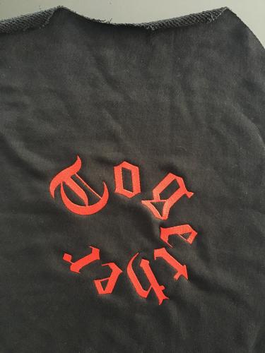 Rosu T